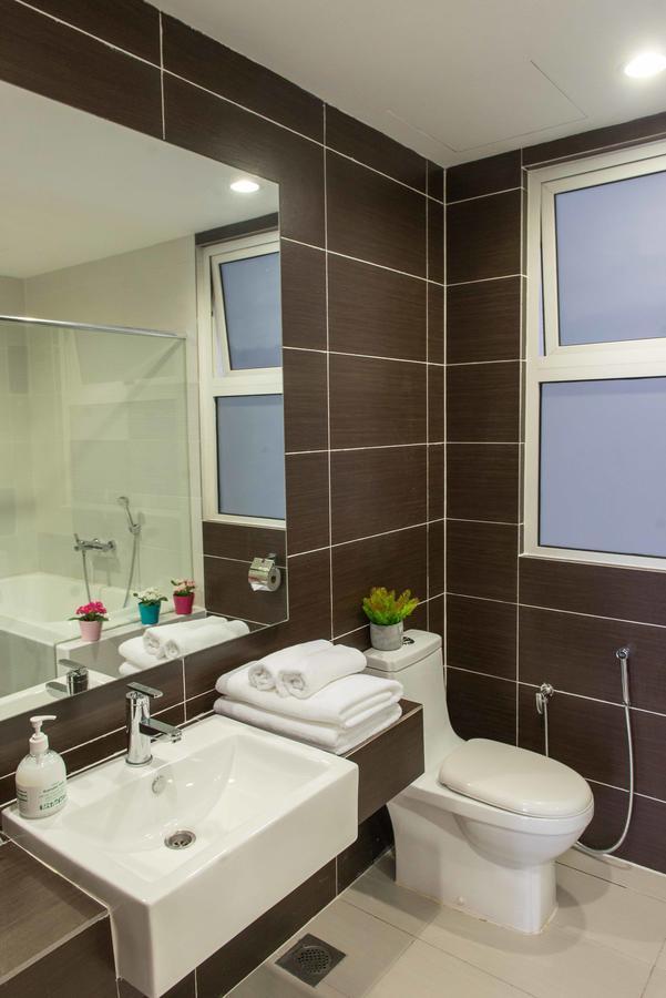 Encorp Marina Suites By Iconic Bliss Nusajaya  Exterior photo